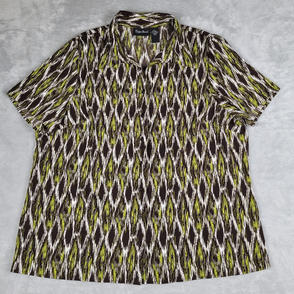 Maggie Barnes Women's Top Blouse Geometric Short Sleeve Plus Size 1X